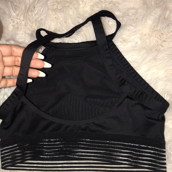 Victoria’s Secret sports bra size small - Picture 3 of 3